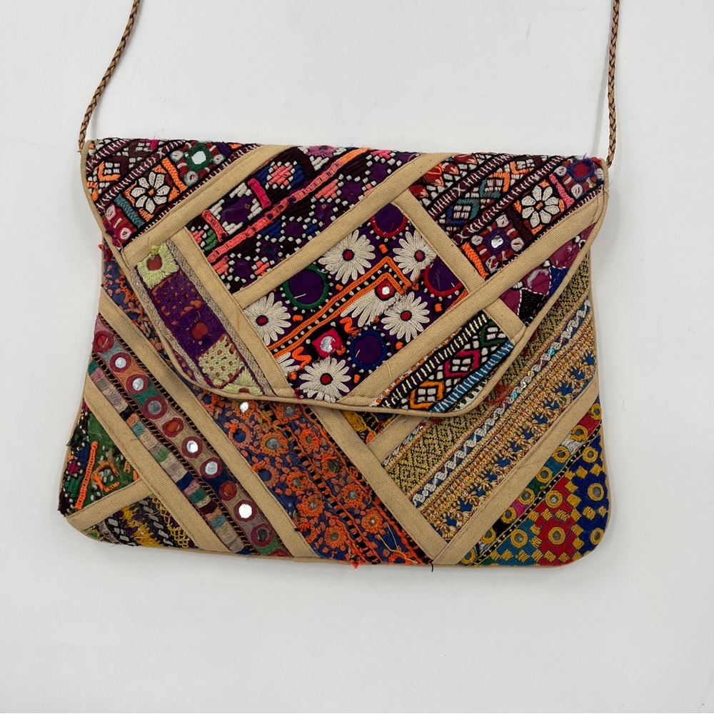 Boho Embroidered crossbody envelope purse - Picture 2 of 13